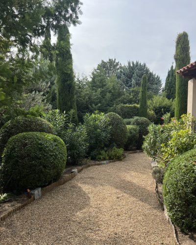 les-jardins-de-malik-entretien-jardin-alpilles-jardinier